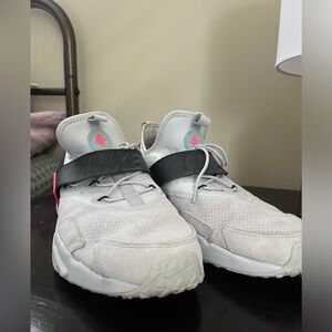 Men’s Nike Air Huraches